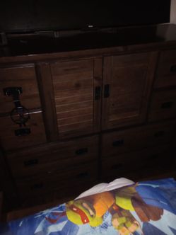 Queen bedroom set $500
