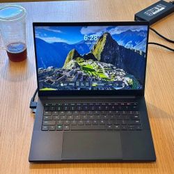 Razer Blade 14 RTX 4060