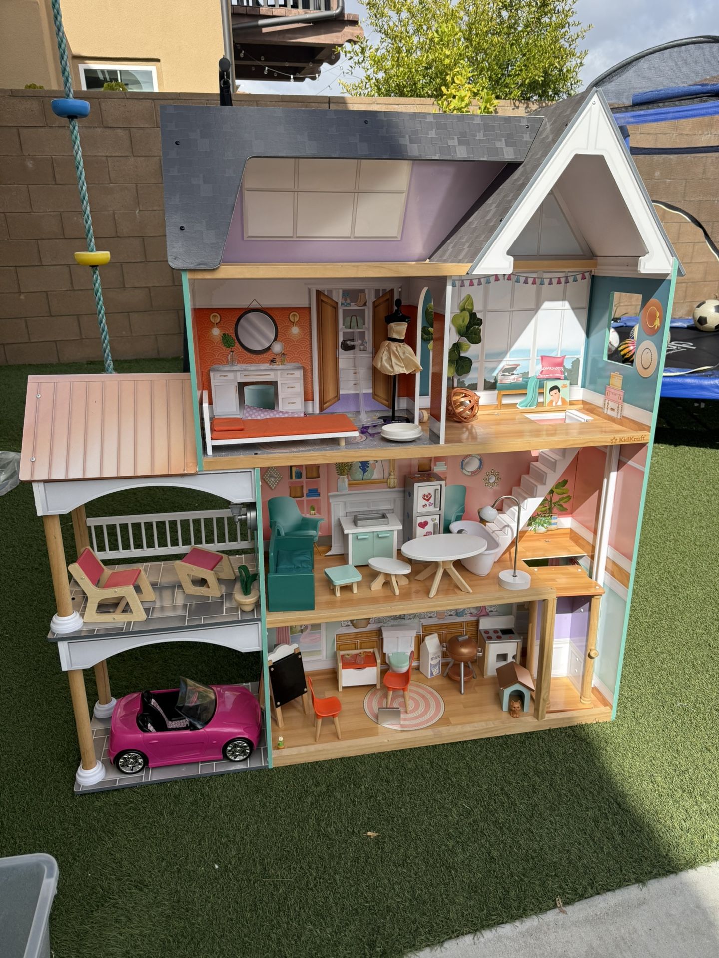 Kid Kraft Grand Mansion View Doll House 