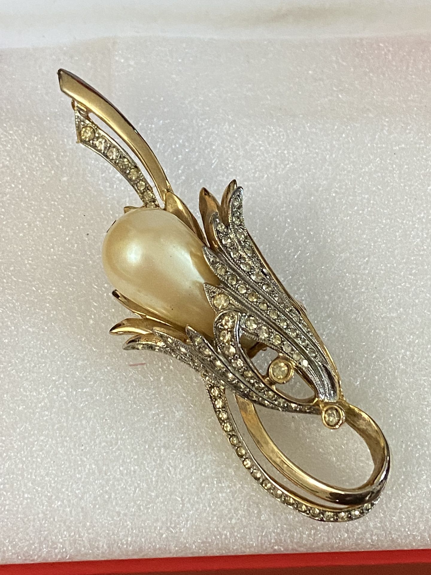 Broche Laminado Gold Fillet Perla Joyería Antigua