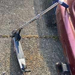 Razor Scooter Price 7$.  Pick Up.  E.   72nd.   and Grand View.  E.   Tacoma 