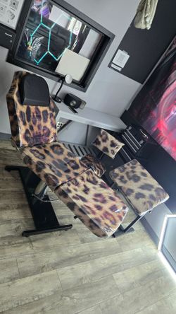 360 Spin Professonal Hydrolic  Tattoo or Salon Chair