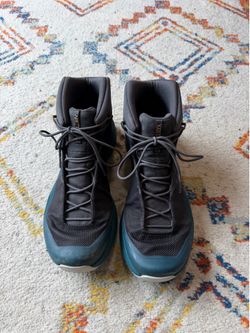 Arcteryx goretex boots size 12.5
