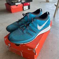 Nike Flyknit Trainer