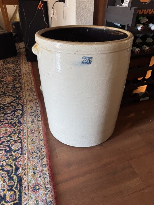 Antique 25-Gallon Stoneware Jar – Rustic Charm with Functional Versatility