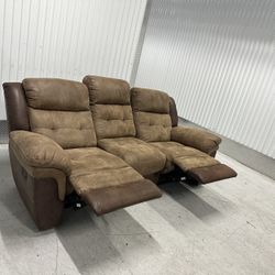 Comfy recliner sofa 