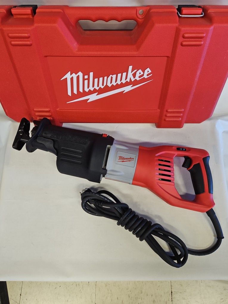 Milwaukee 6538-21 Corded 15 Amp Super Sawzall Reciprocating Saw 813283-2
