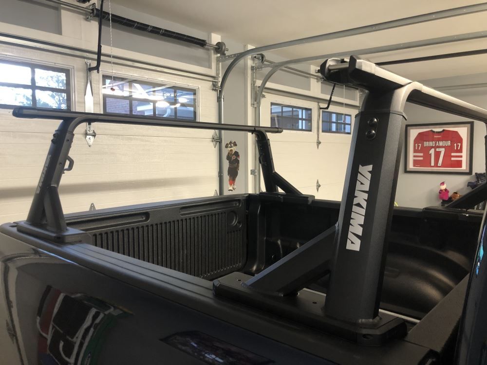 Yakima Overhaul Rack w/ 68” HD Crossbars