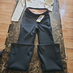 Lift Firm And Sculp Size Medium And Sweater Size small 