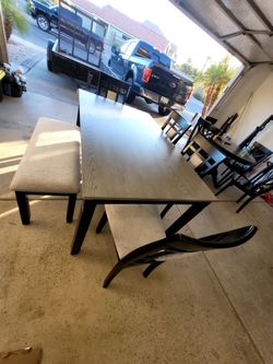 Dining room table/set