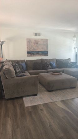 Sofa / Couch