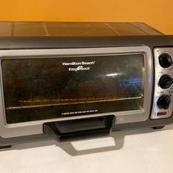 Toaster Oven -Hamilton beach