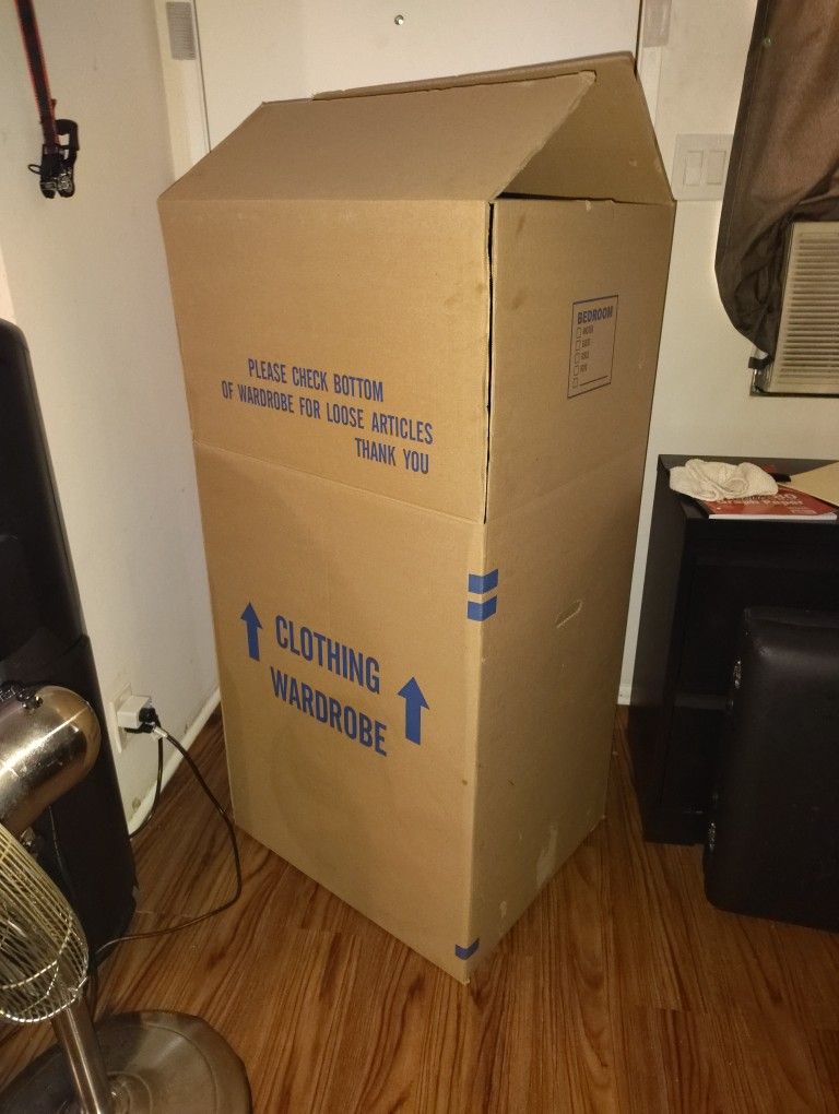 Wardrobe Moving Boxes