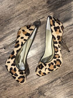 Steve Madden Myley Leopard Shoes Size 8.5