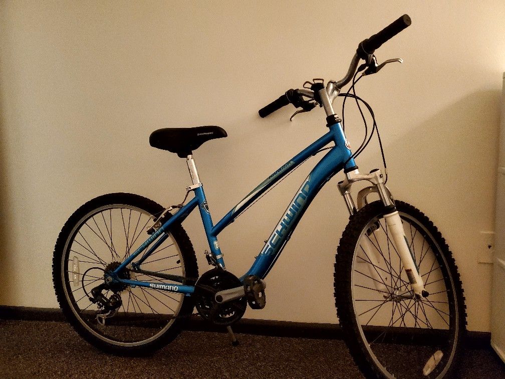BICYCLE SCHWINN RANGER S/R-SUNTOUR 21-Speed with Front SUSPENSION Runs Great 👍 Like New