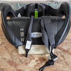 GRACO - rear-facing infant car seat base - 840305 - $15 (West Loop)
