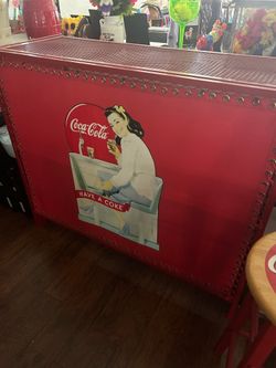 Rare vintage Coca Cola bar and stools
