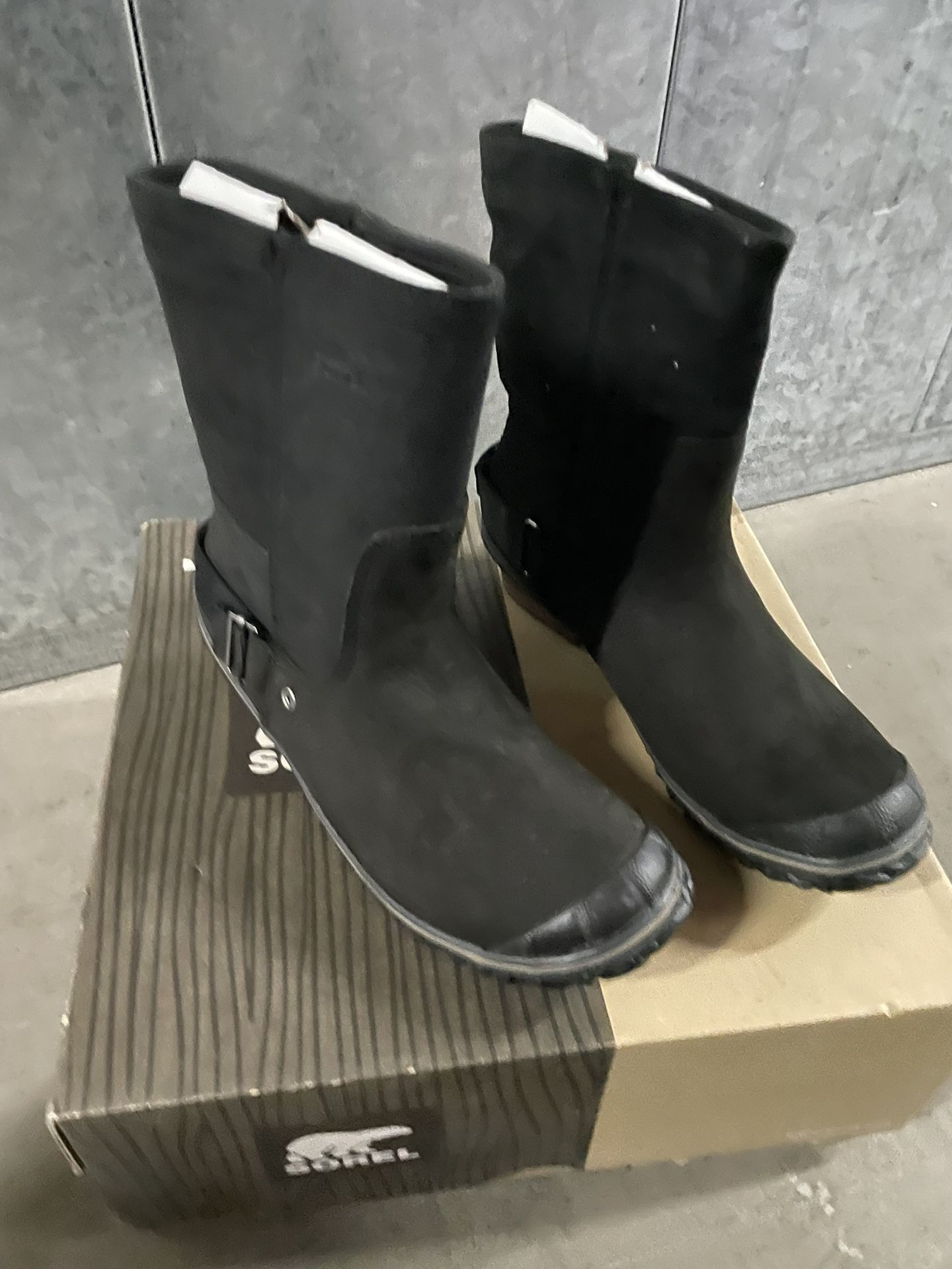 Sorel Slim Shortie Boots Womens 9.5 Black Leather Waterproof Mid-Calf