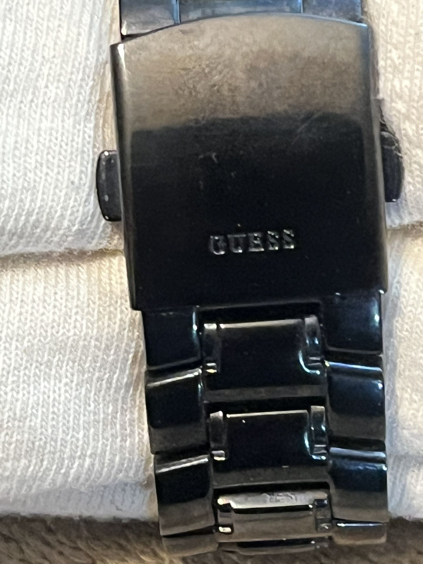 Guess women’s  Black Watch with Silver Crystal Bezel EXCELLENT CONDITION Gc Guess Collection Womens Watch 26mm Black Dial Stainless  main image 2