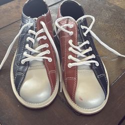 Bowling shoes