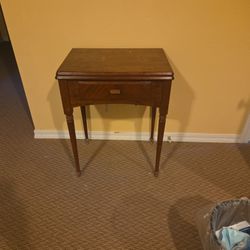 Sewing Machine And TABLE