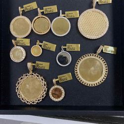 Custom Picture Pendants 