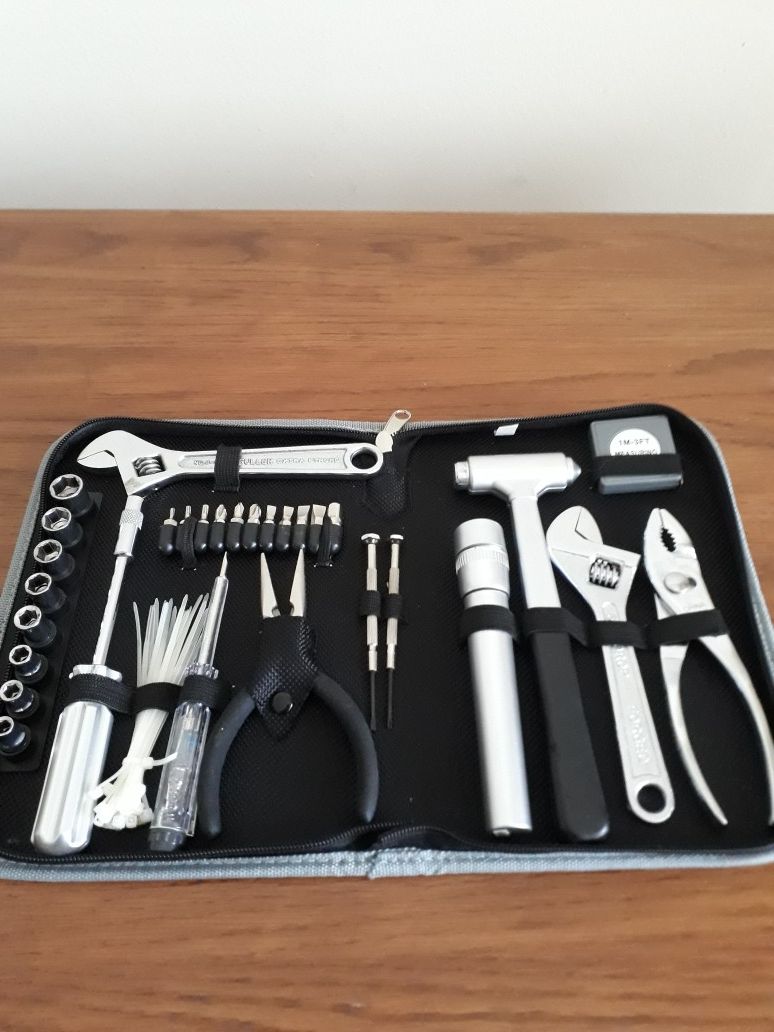 Tool set almost new!
