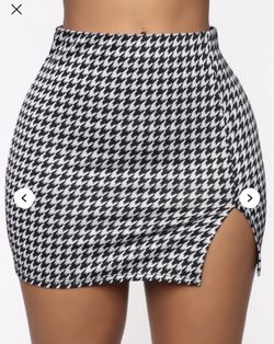 Large Black And White Plaid Fall Skirt