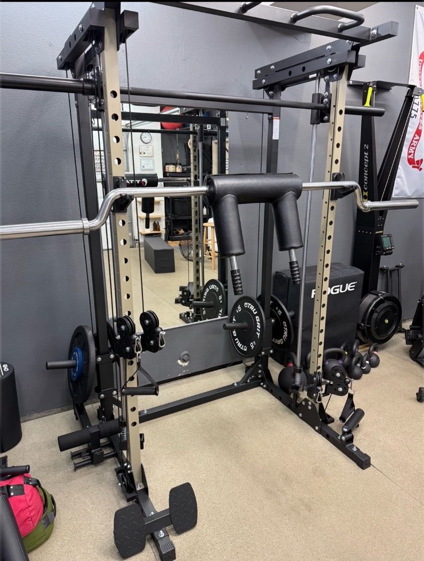 New Titan safety squat bar