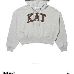 GAP x KATSEYE Yoonchae Size XSmall