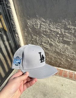 los angeles dodgers fitted hat