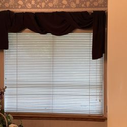 Complete Window Treatment – Black Swag Valance + White Mini Blinds + Hardware – Fits Standard 4-Foot Window