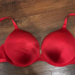 Red Frederick’s Bra