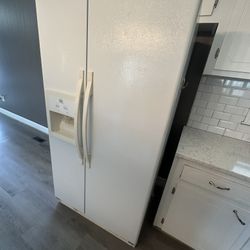 Roper Side By Side Refrigerator 