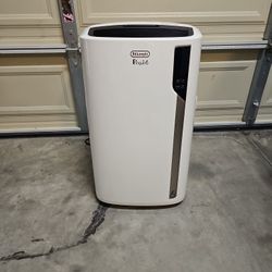 DeLonghi Pinguino Portable AC 500 sq ft rm PAC EL275HGRKC-1A WH