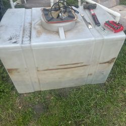 100 Gallon Water Tank (Pressure Washing )