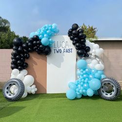 Balloon Decor / Balloon Garlands / Balloon Decorations/ Decoración Con Globos /  Globos Para Fiestas 