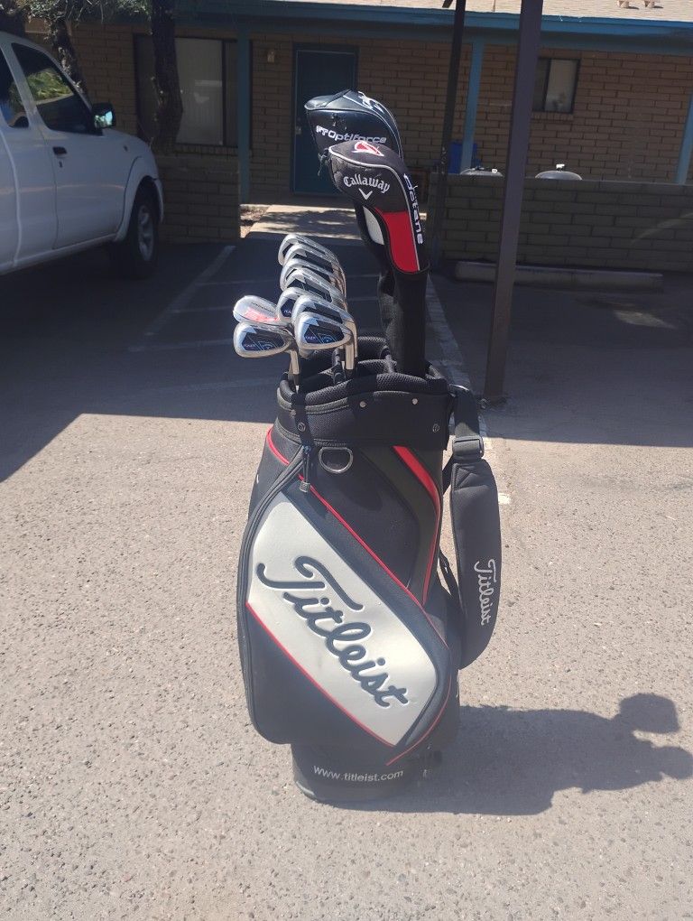 Golf Clubs! Men's Callaway Complete Set!