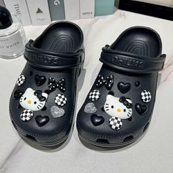 🖤🤍 Black & White Kitty Shoe Charms