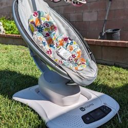 Baby Swing 4moms $150