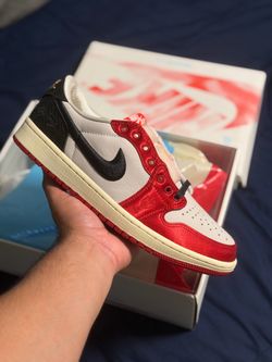 Jordan 1 Trophy Room