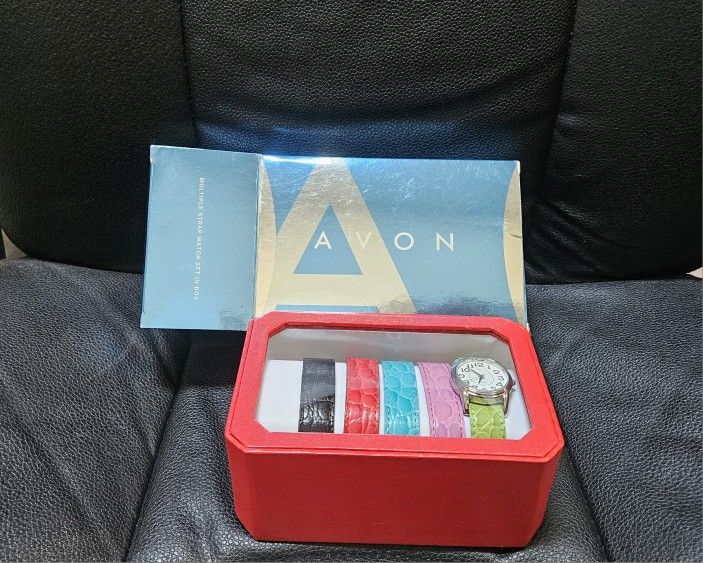 NIB Avon Brand wrist Watch W/changeable Bands $30 OBO