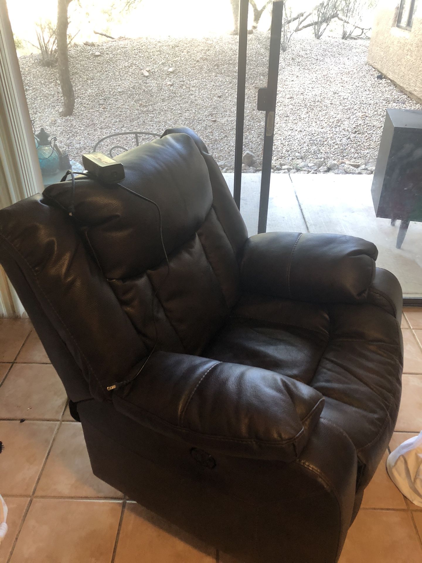 Leather recliner (electric)