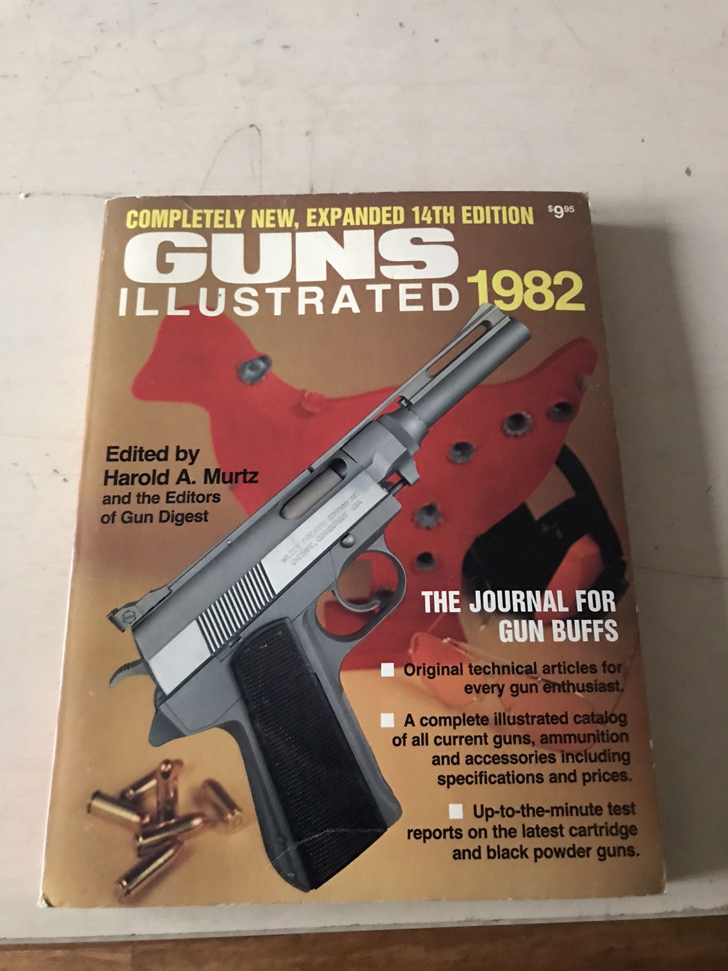 1982 Very Rare Book