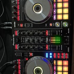 Serrato pioneer DJ Mixer