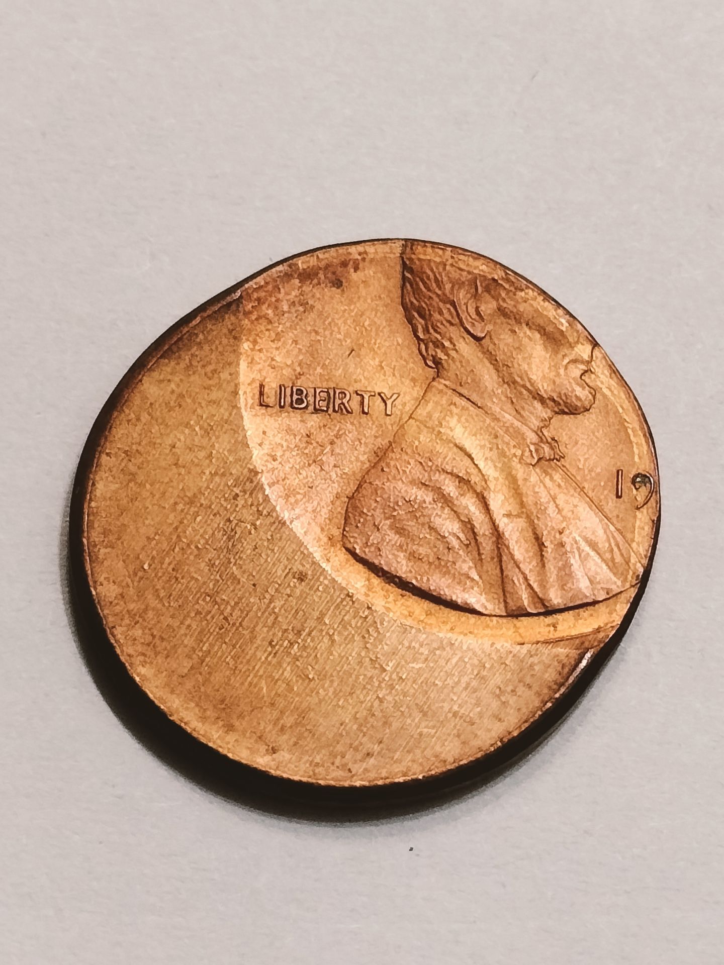 Lincoln One Cent Penny “ERROR” Coin  / Off Center 