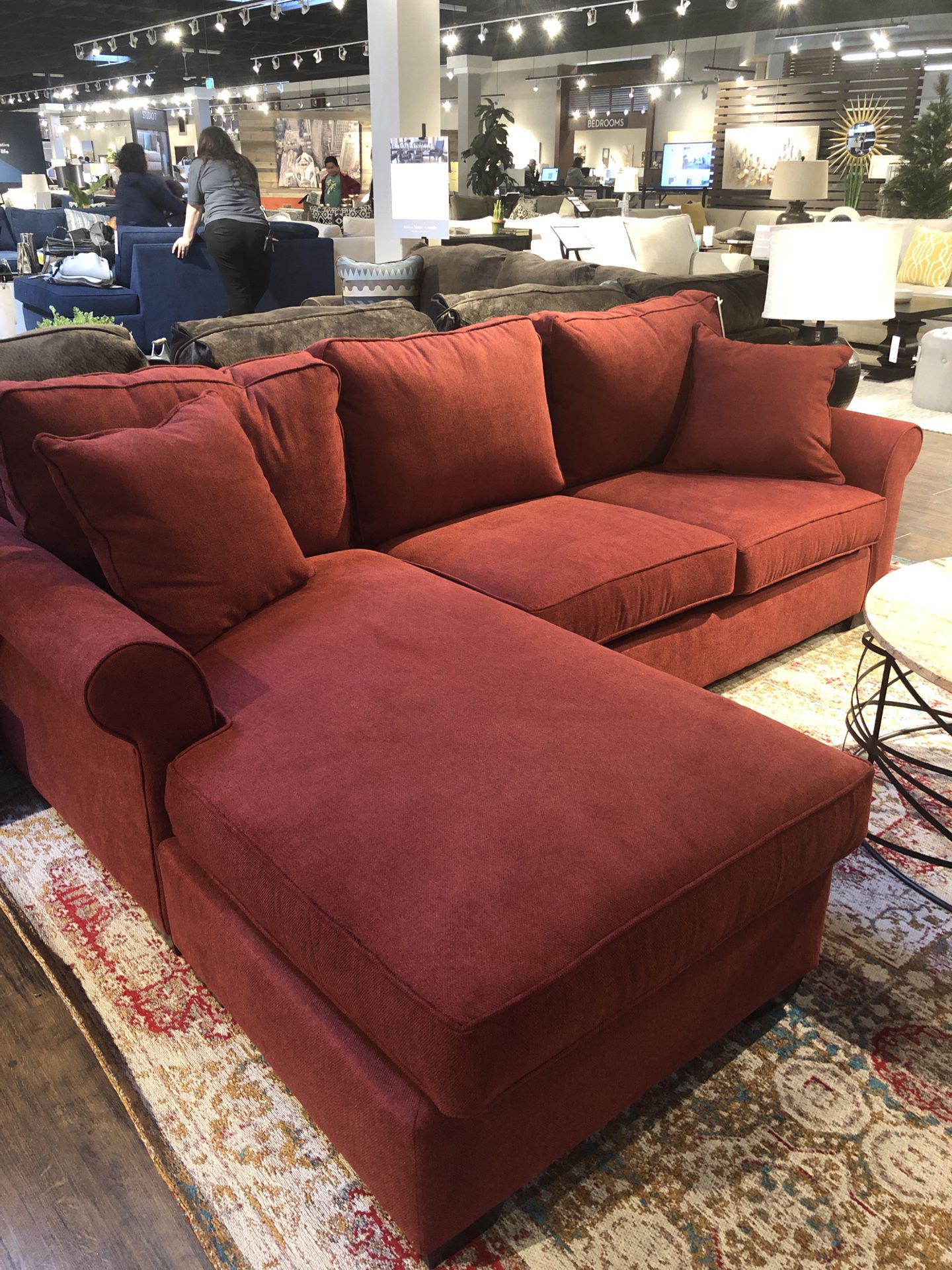Sofa sectional $300