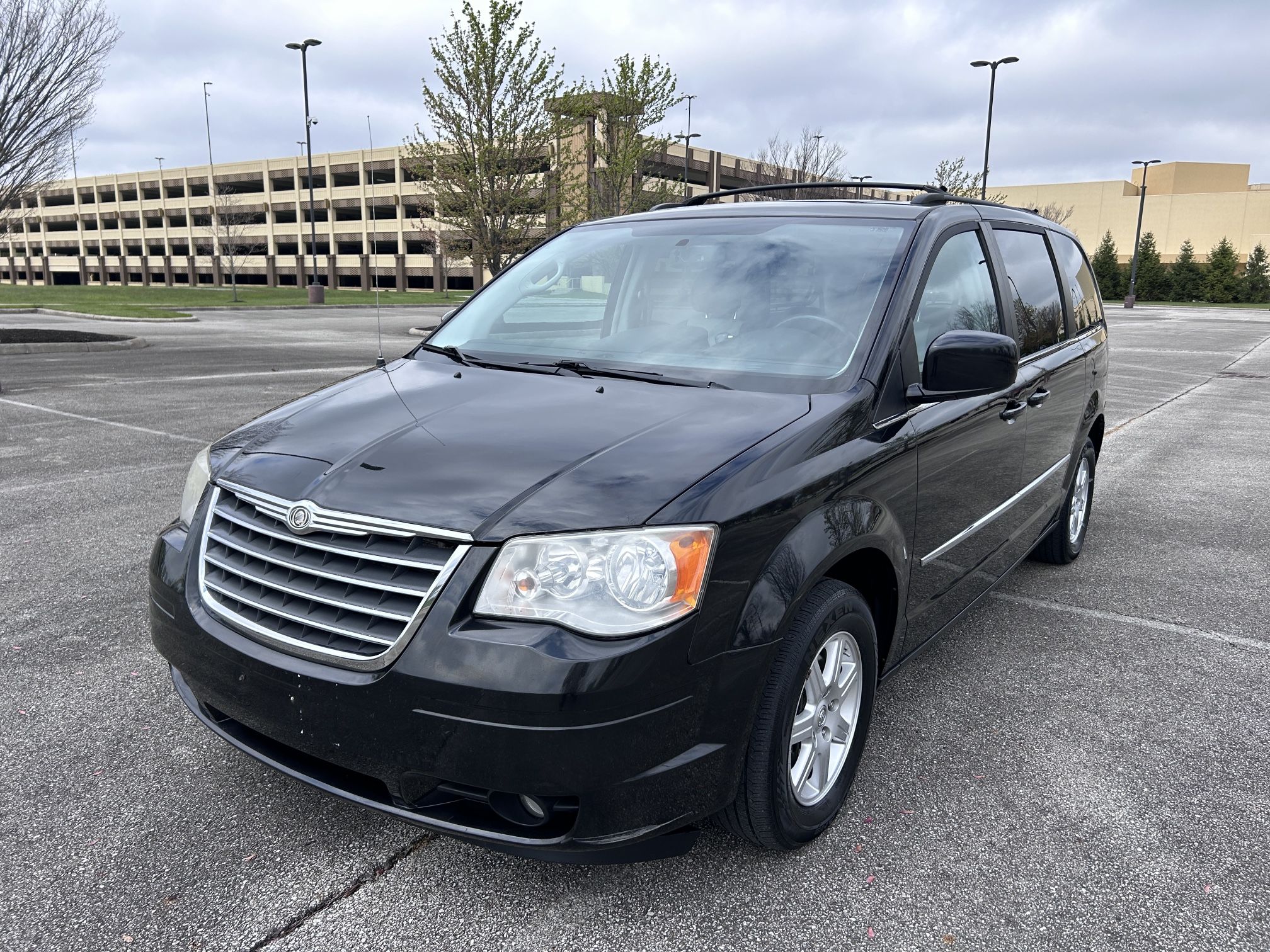 2010 Chrysler Town & Country