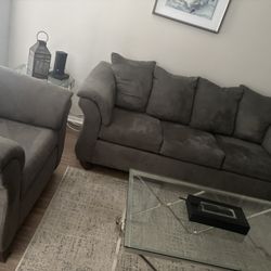 Sofa/oversized chair $800