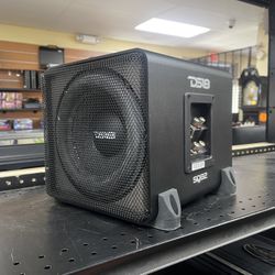 Dual 8” Enclosed Subwoofer DS18 Sq82 